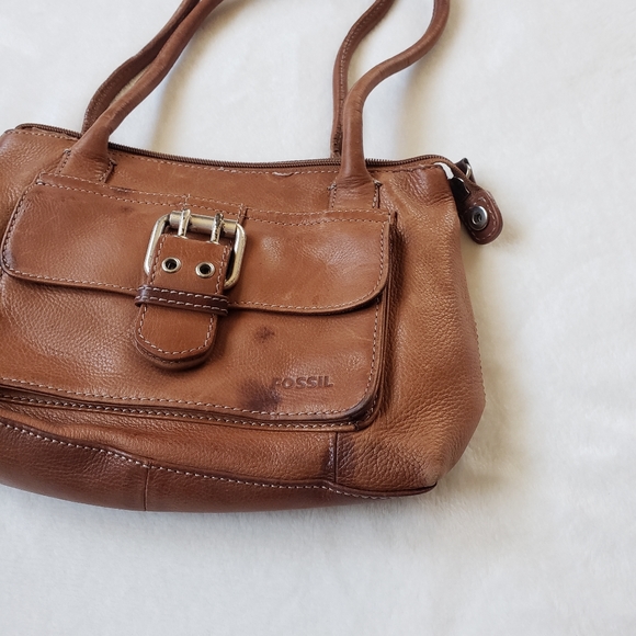 Fossil Leather Shoulder Bag - Picture 2 of 10